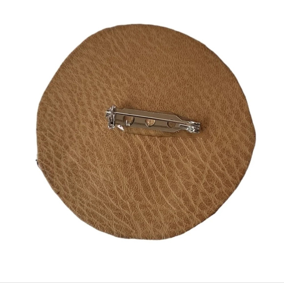 HANDCRAFTED Tortoise Striped Faux Leather upcycled Pin - Picture 2 of 2